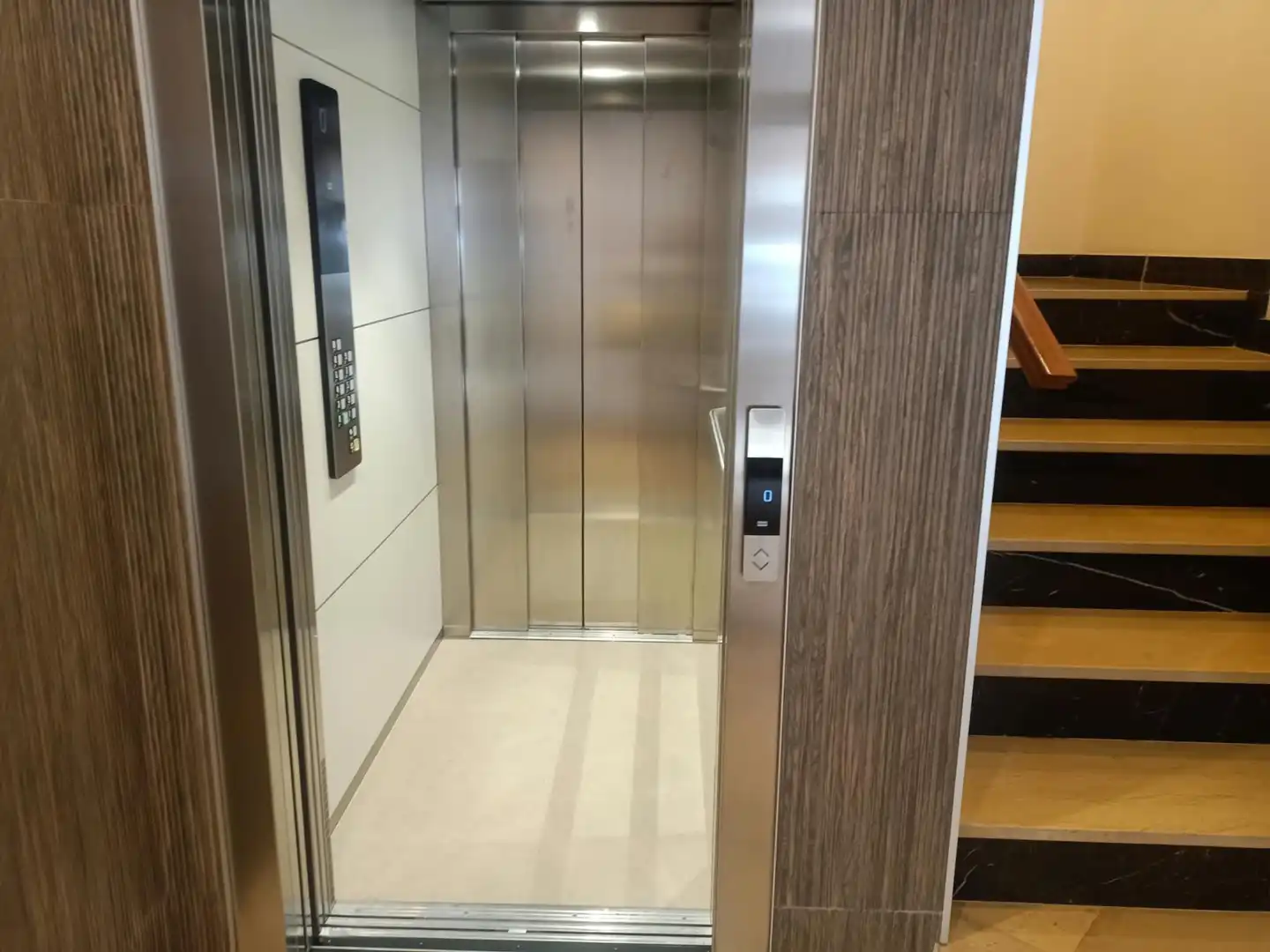 Flat for sale in Gijón   with Heating, Parquet flooring and Furnished