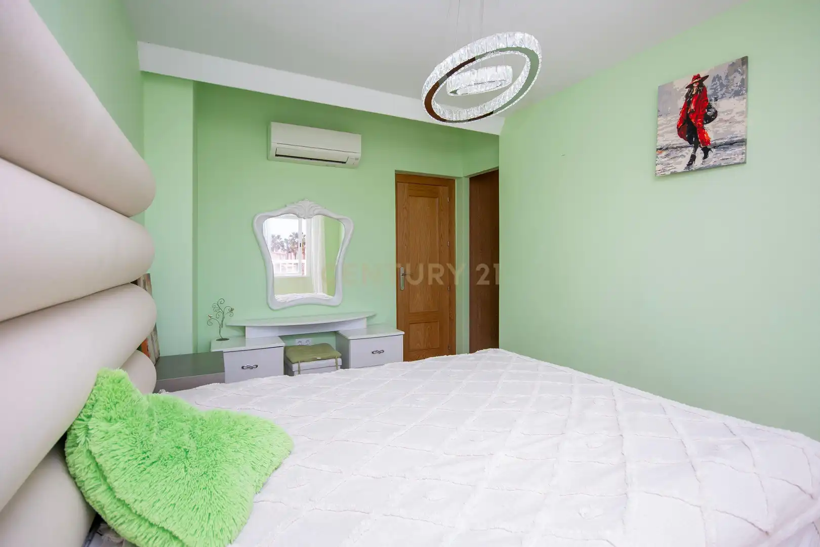 Habitación de Casa adosada en venta en Alicante / Alacant con Aire acondicionado, Balcón y Piscina comunitaria