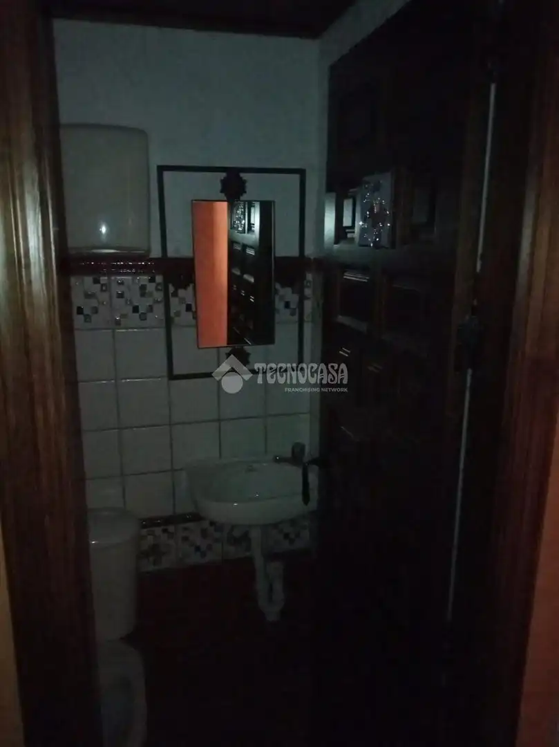 Bany de Local en venda en Alcalá de Guadaira amb Aire condicionat i Terrassa