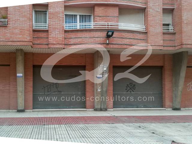 Local comercial en Alquiler en Carrer de la Llibertat en Secà de Sant Pere