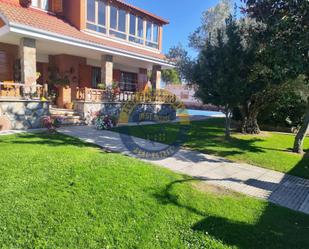 Jardí de Casa o xalet en venda en Valdefresno amb Terrassa i Piscina