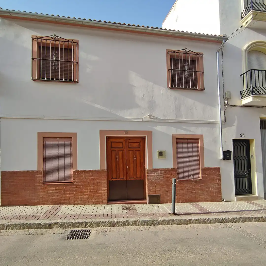 Exterior view of Detached homes for sale in Cuevas Bajas  with Air Conditioner, Terrace and Furnished