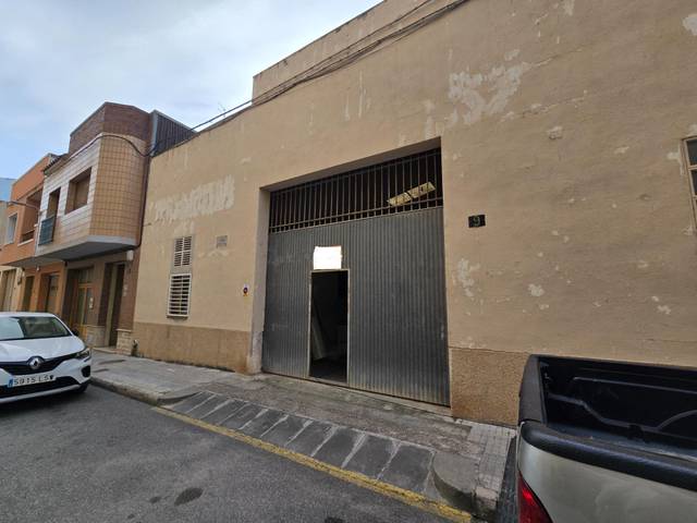 Nave industrial en Alquiler en Valletes - Xiribecs