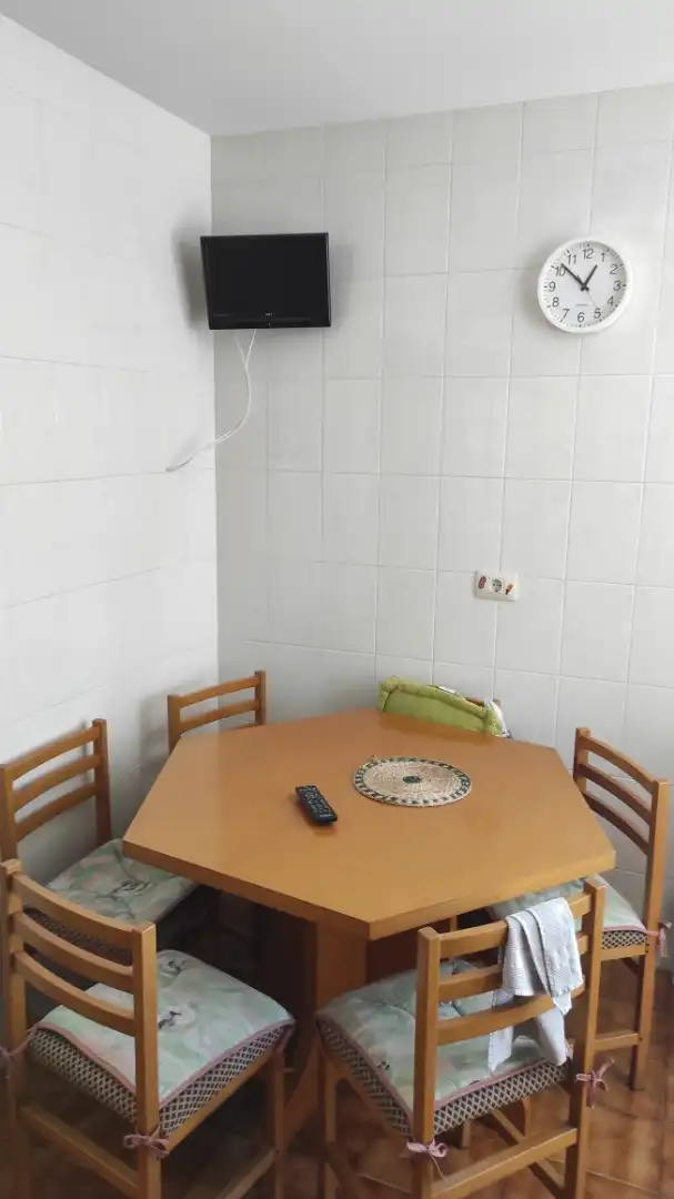 Esszimmer von Wohnung zur Miete in Miño mit Klimaanlage