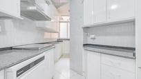 Kitchen of Flat for sale in  Granada Capital  with Terrace and Balcony