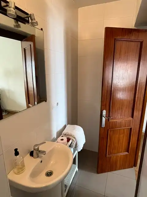Bathroom of Flat for rent in Santander  with Heating, Furnished and Oven