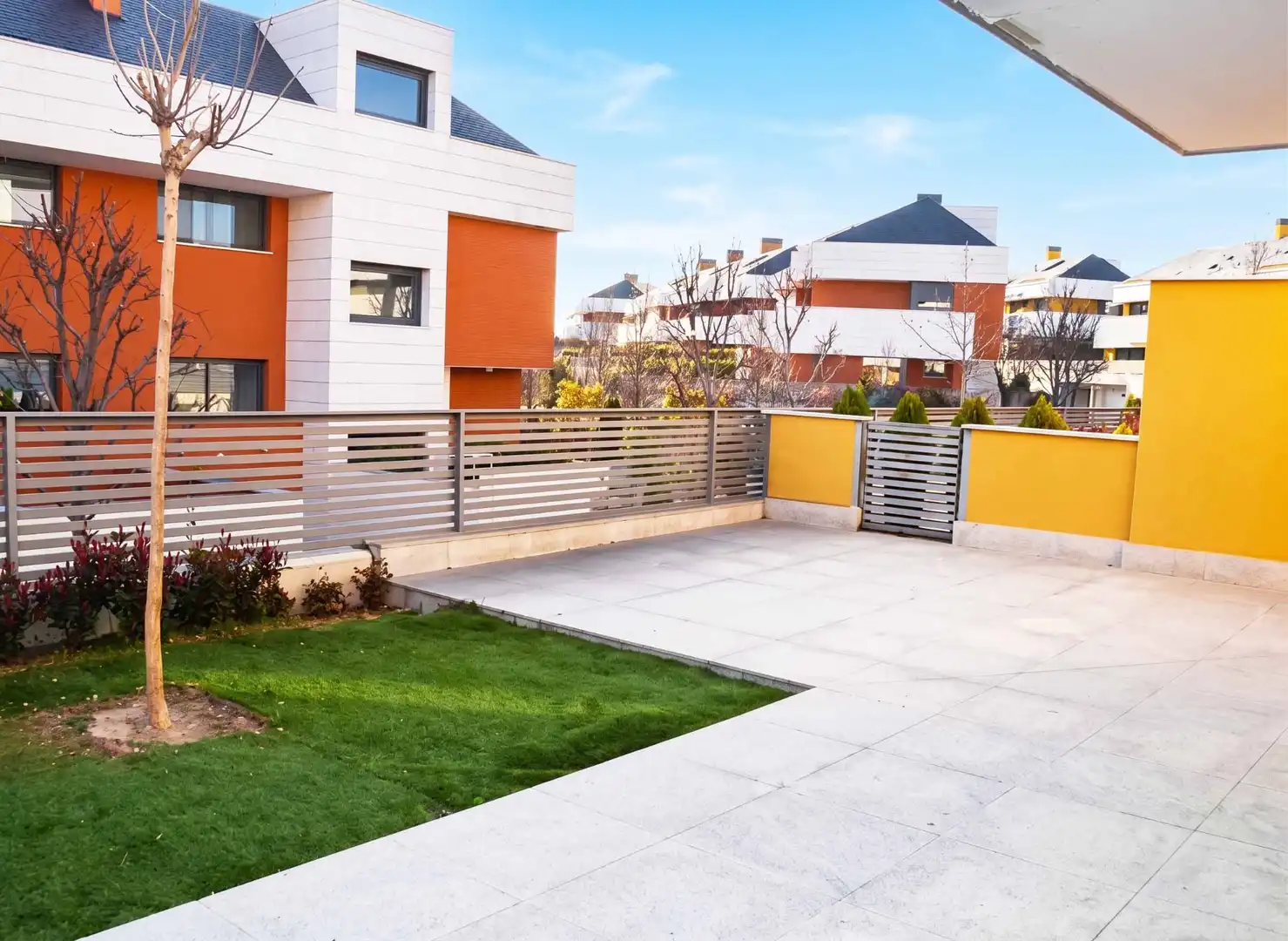 Terrace of Detached homes for rent in La Moraleja  with Air Conditioner, Heating and Private garden