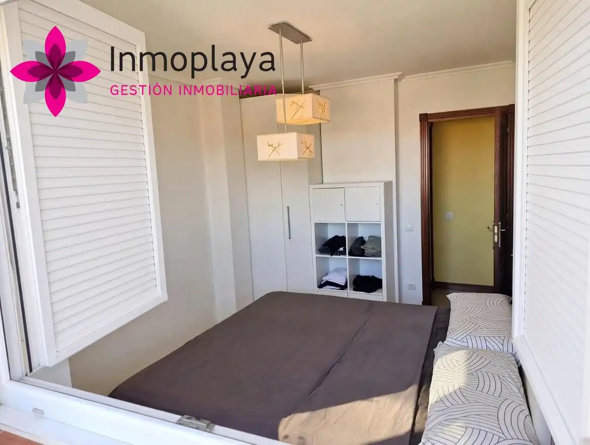 Schlafzimmer von Wohnung zum Verkauf in Noja mit Heizung, Terrasse und Möbliert