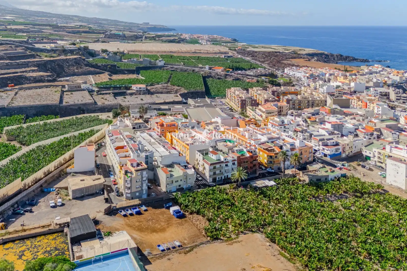 Vista exterior de Terreno en venta en Guía de Isora