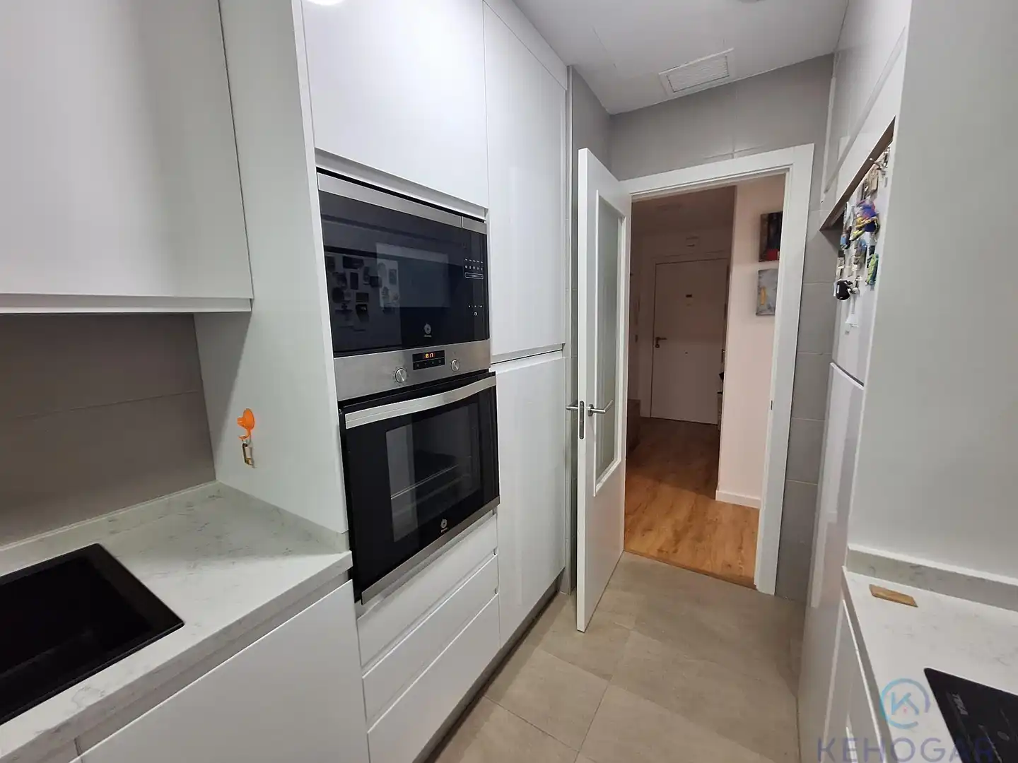 Piso con piscina en venta en Entrenúcleos, imagen 15