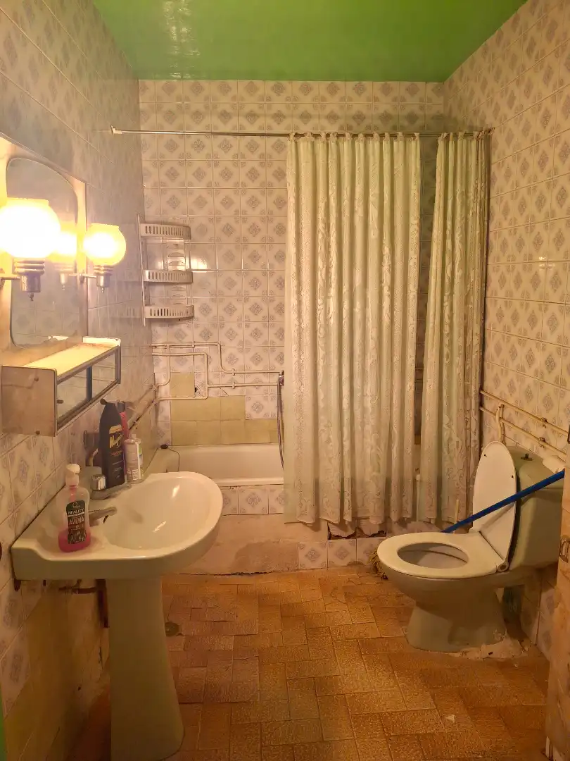 Bathroom of Houses for sale in La Puebla de Almoradiel