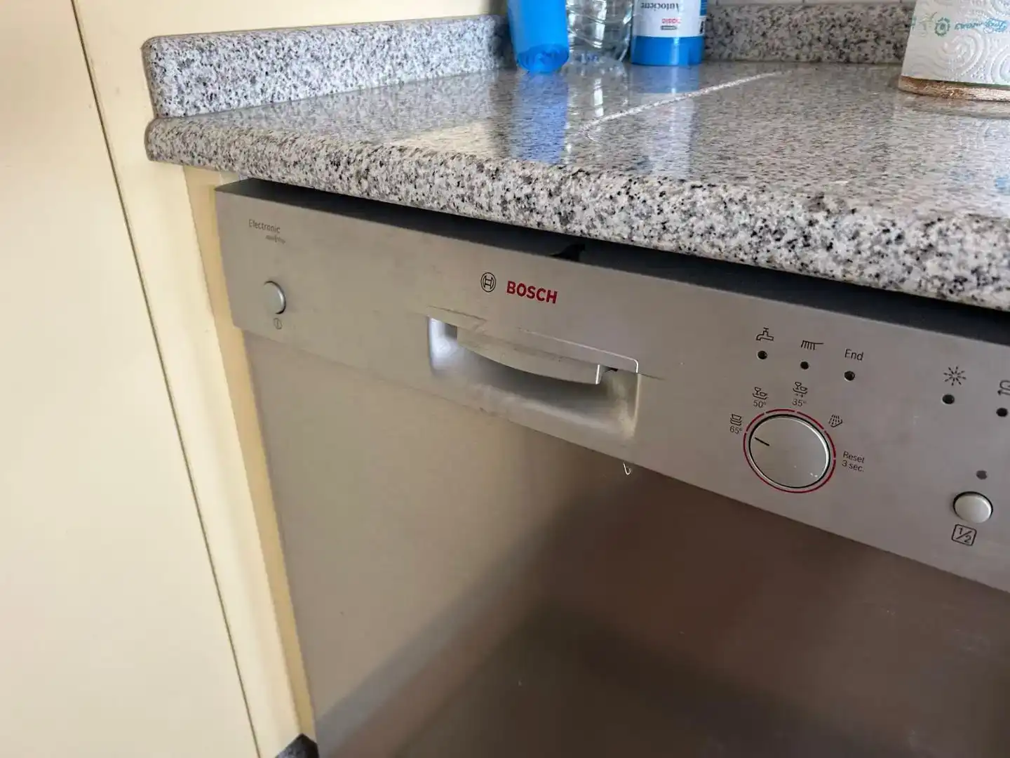 Küche von Wohnung zum Verkauf in Curtis mit Balkon