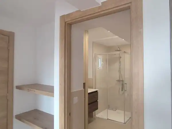 Bathroom of Flat for sale in Vigo   with Heating, Storage room and Furnished
