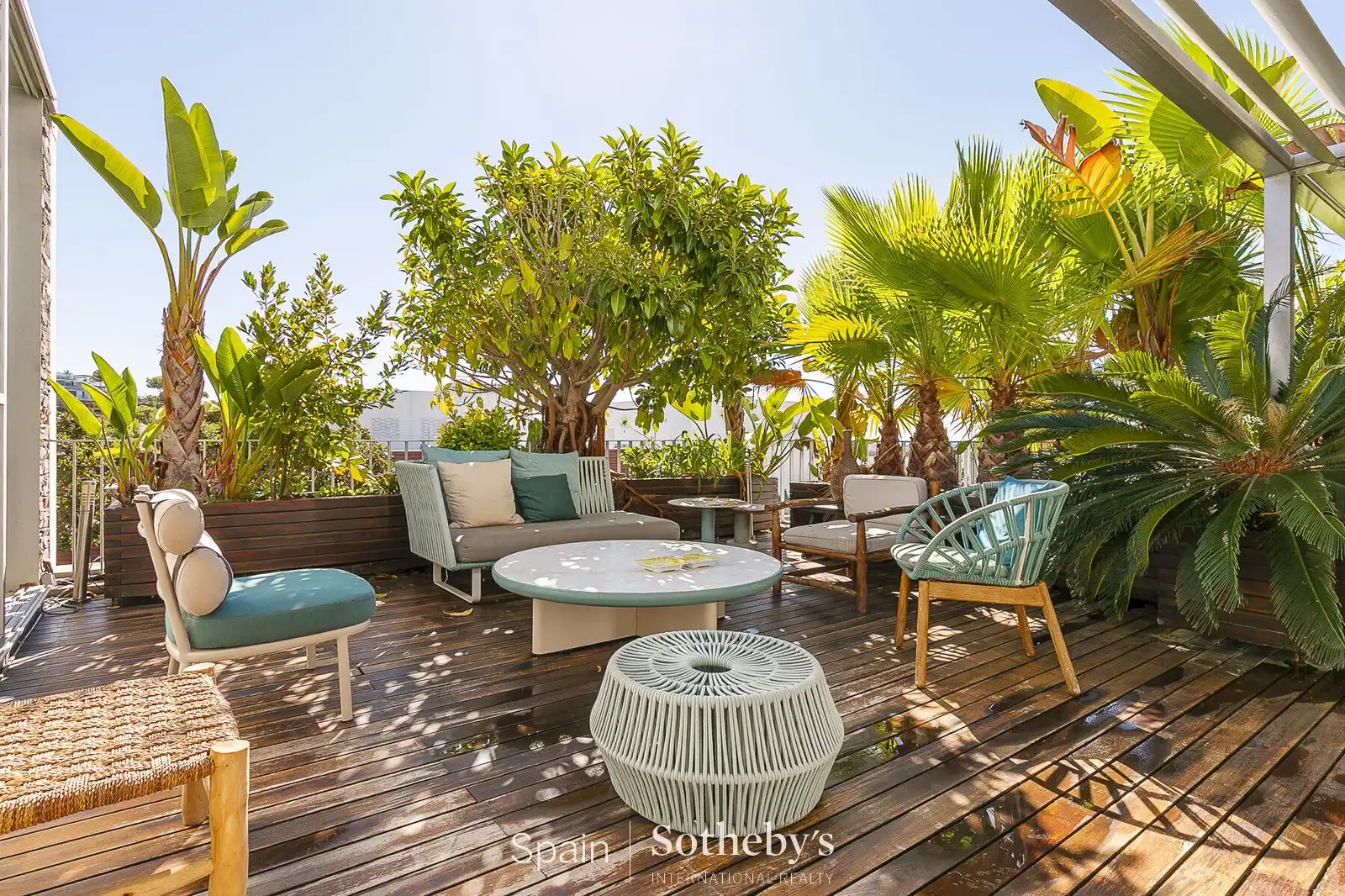 Terrasse von Wohnungen zum Verkauf in Sant Pere de Ribes mit Klimaanlage, Privatgarten und Terrasse