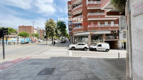 PRECIOSO LOCAL COMERCIAL CON MUCHO ESCAPARATE