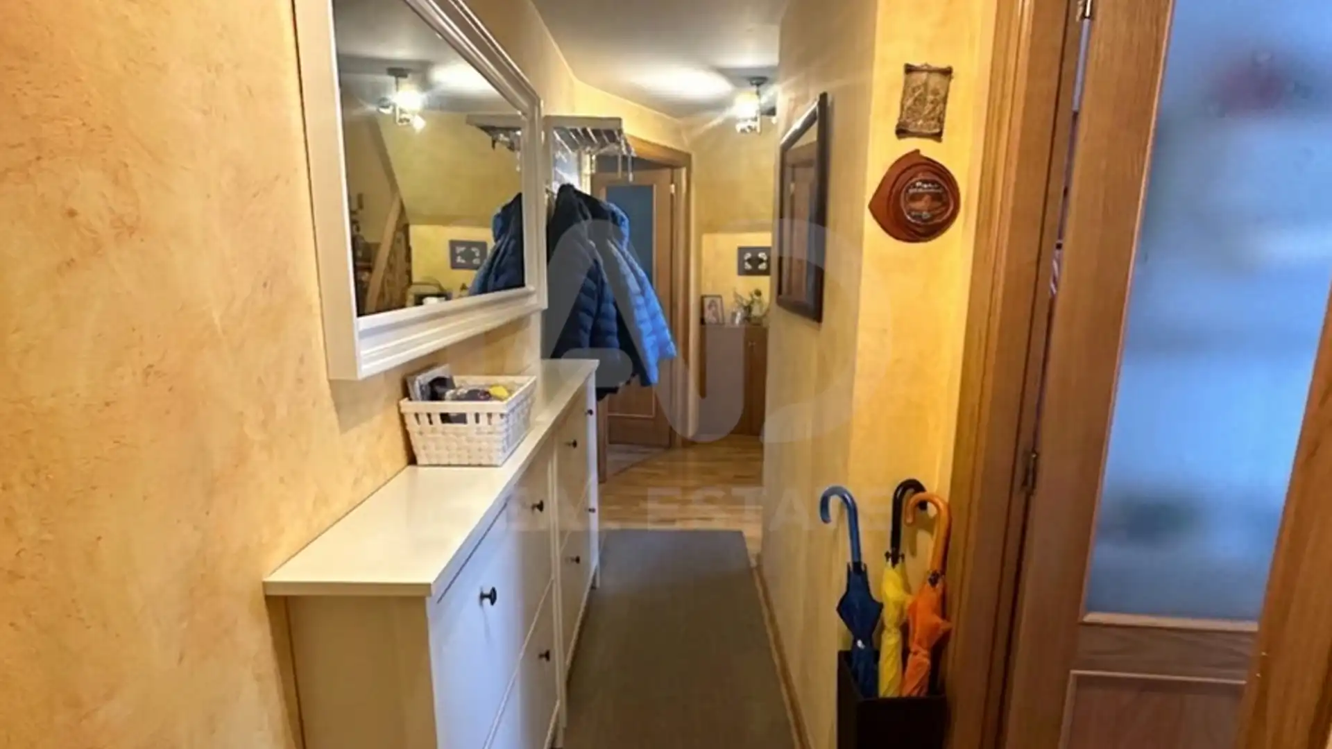 Dúplex en venta en León Capital  con Calefacción y Terraza