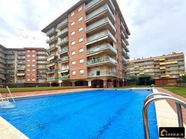 Flat with pool for sale in Santa Susanna