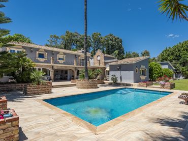 Casa con piscina en venta en La Quinta