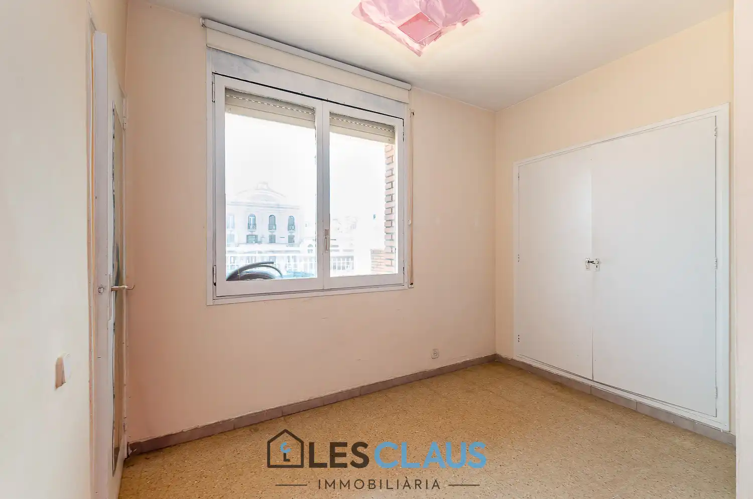 Schlafzimmer von Dachboden zum Verkauf in Barcelona mit Terrasse