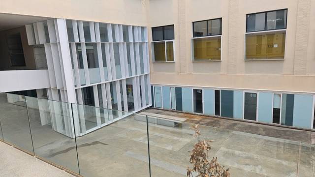 Oficina en Alquiler en Barri del Centre