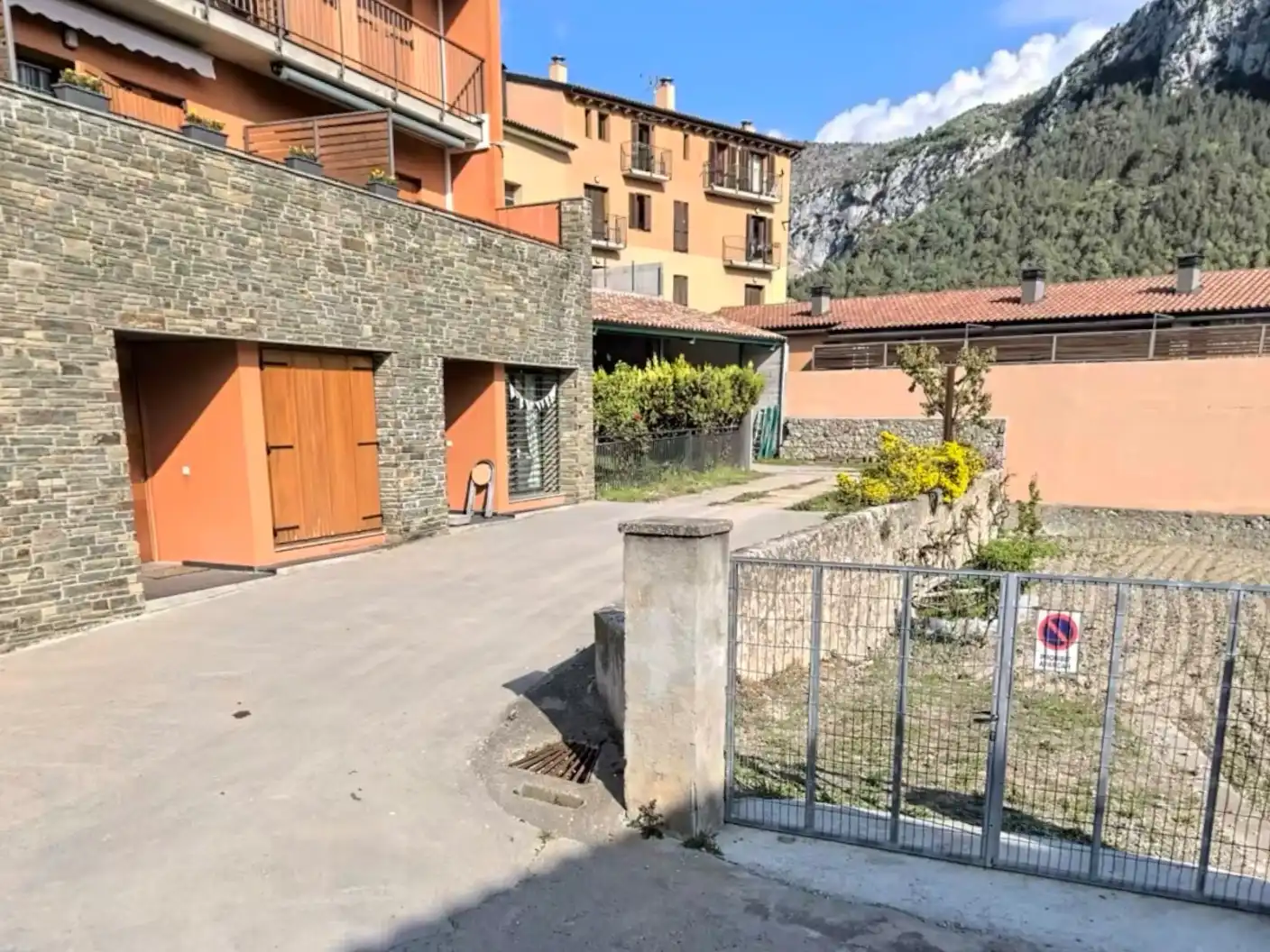 Baixos en venda a Carrer de l'Església 3