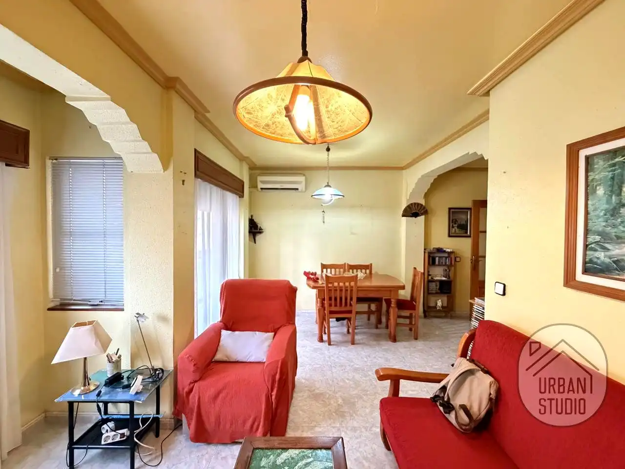 Living room of Flat for sale in Alicante / Alacant  with Air Conditioner, Furnished and Balcony