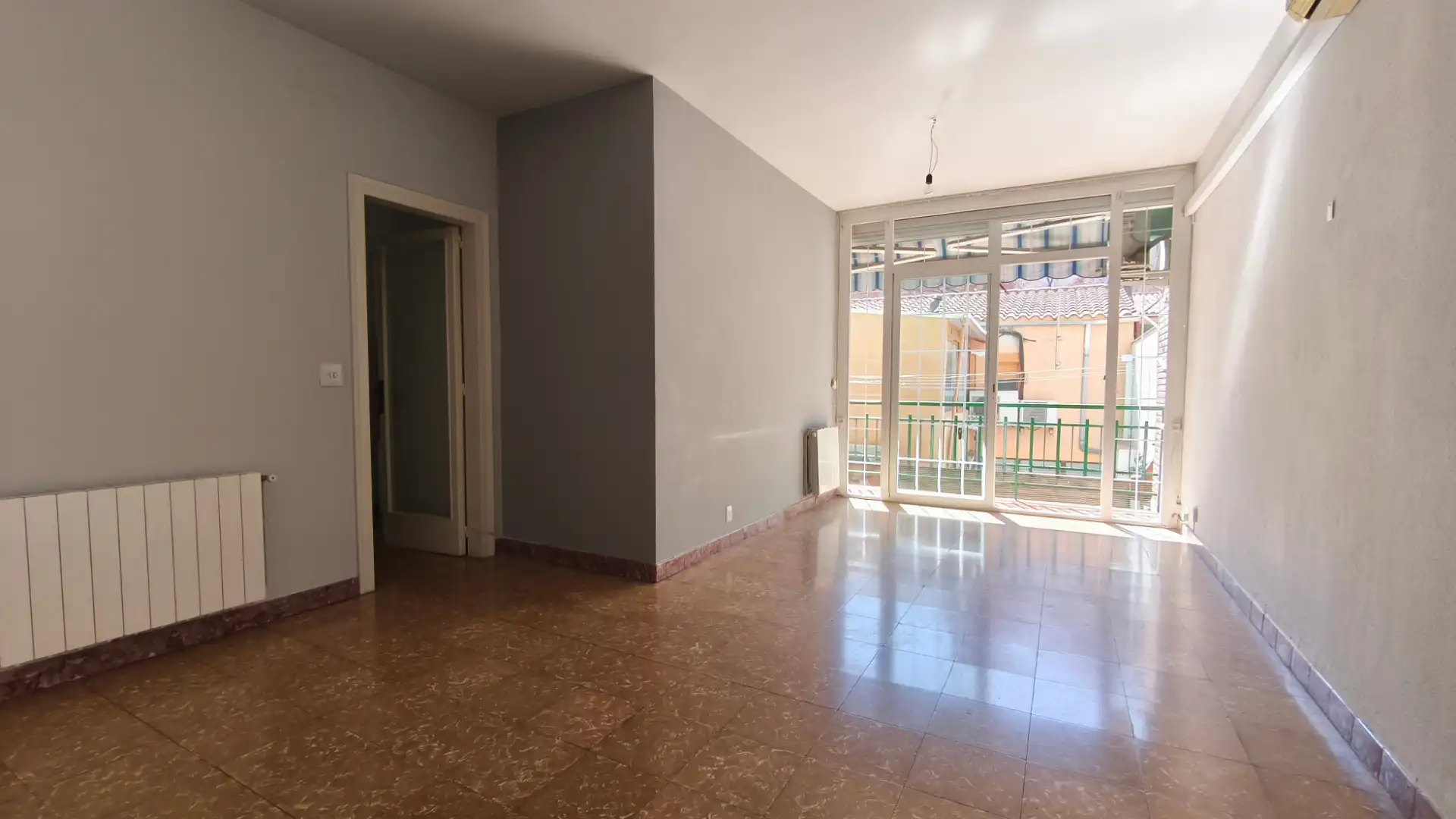 Living room of Flat for sale in  Barcelona Capital  with Air Conditioner and Balcony