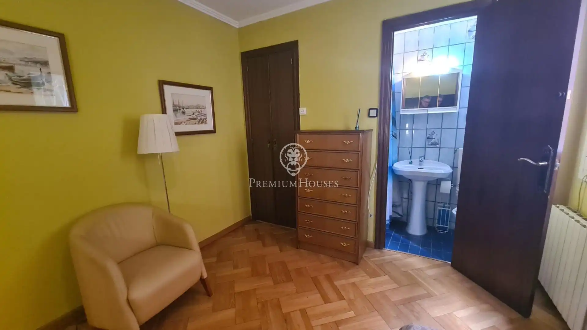 Planta baja en venta en Barcelona con Calefacción y Terraza