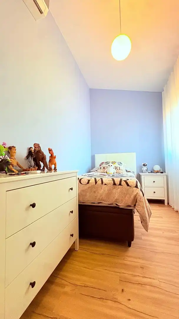 Habitación de Casa o chalet en venta en Castellar del Vallès con Aire acondicionado, Jardín privado y Terraza