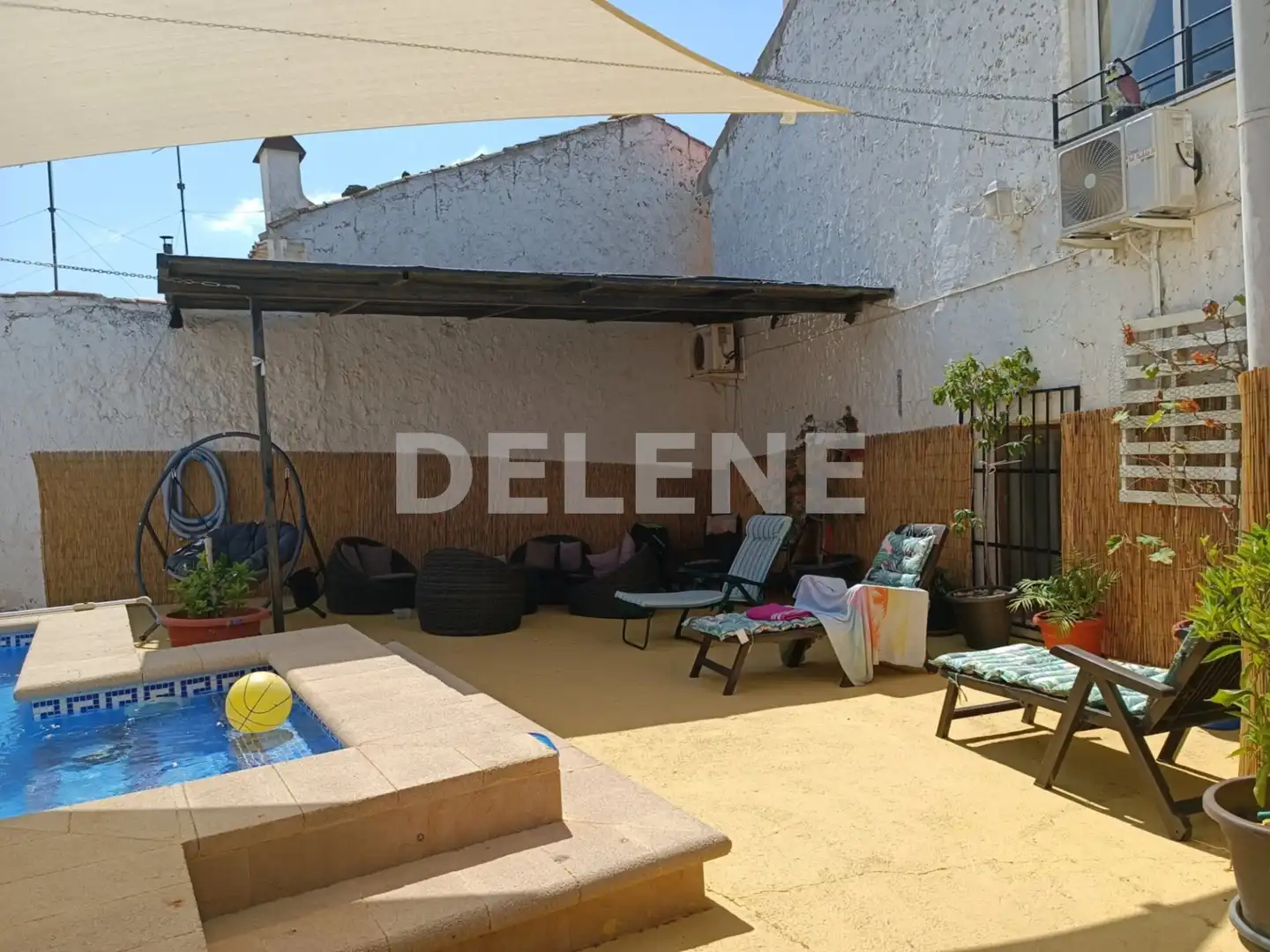 Terrassa de Casa adosada en venda en Hellín amb Jardí privat, Traster i Piscina