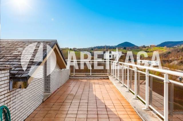 Piso en Venta en Arturo Campion Kalea en Ibaeta