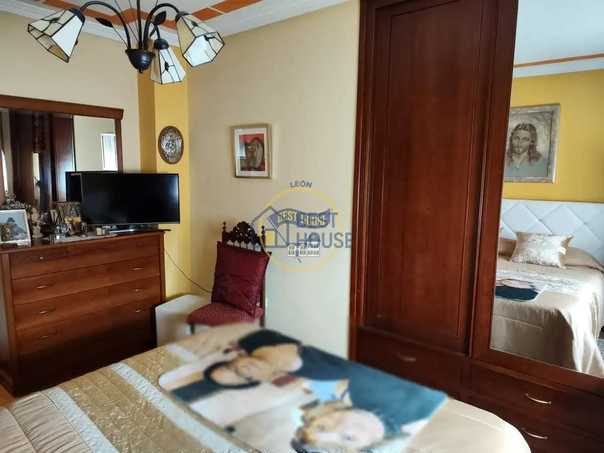 Casa pareada con piscina en venta en Villaquilambre, imagen 20