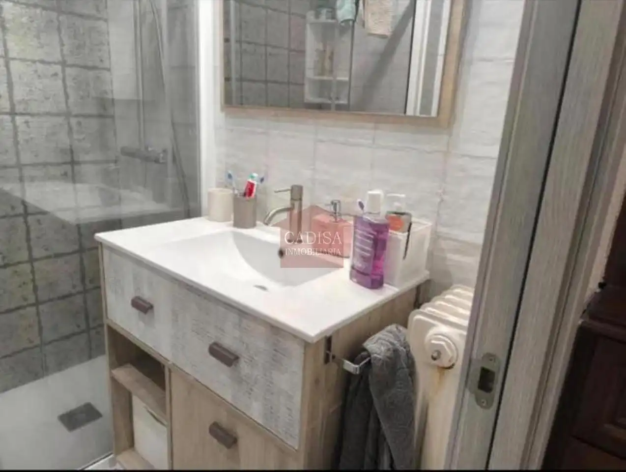 Baño de Piso de alquiler en Salamanca con Calefacción, Parquet y Terraza