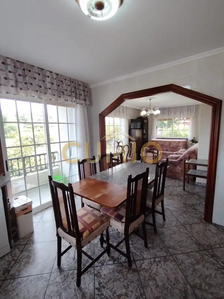 Comedor de Casa o chalet de alquiler en Nigrán con Calefacción, Jardín privado y Amueblado