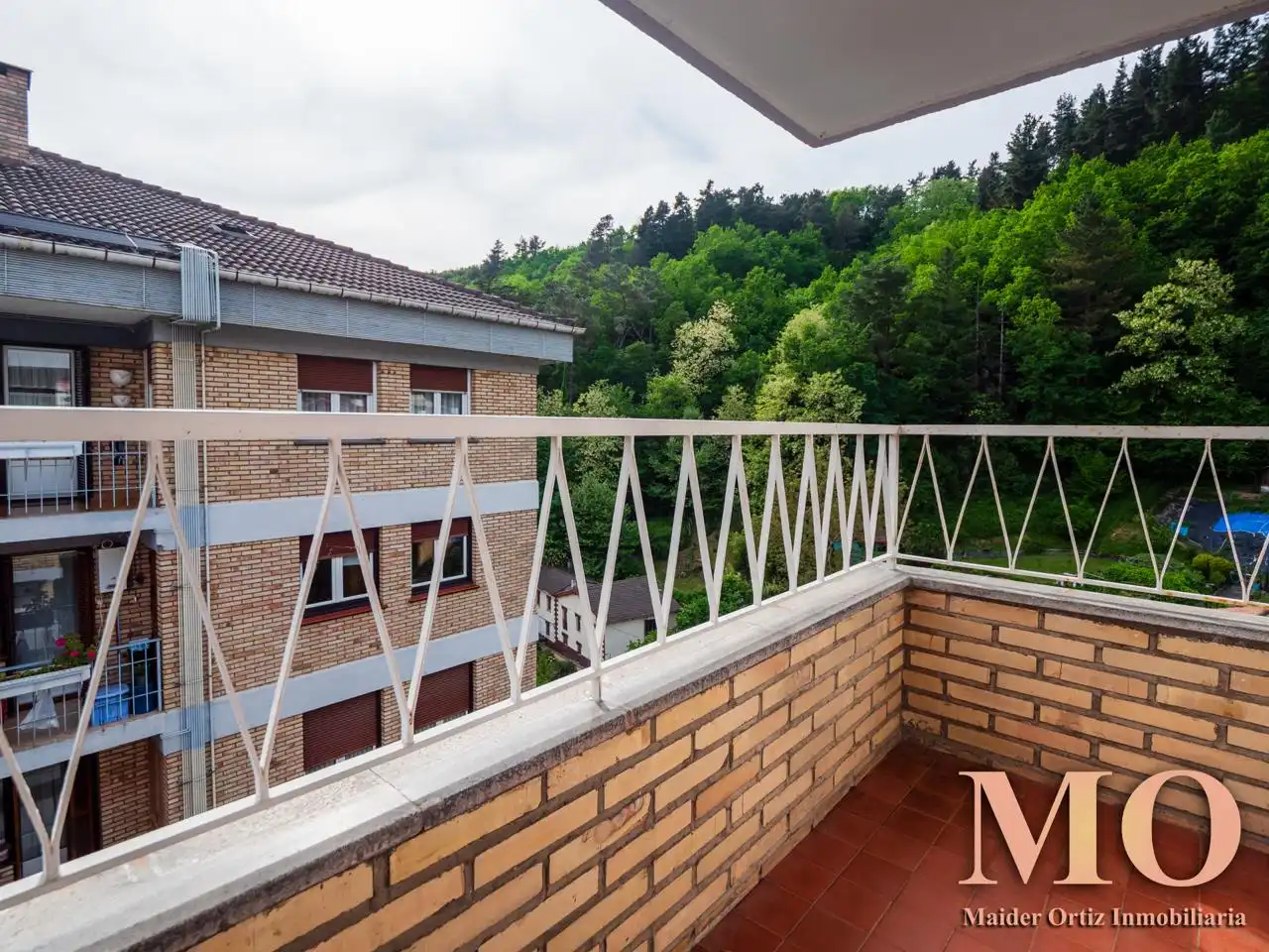 Terraza de Piso en venta en Arrasate / Mondragón con Calefacción, Terraza y Trastero