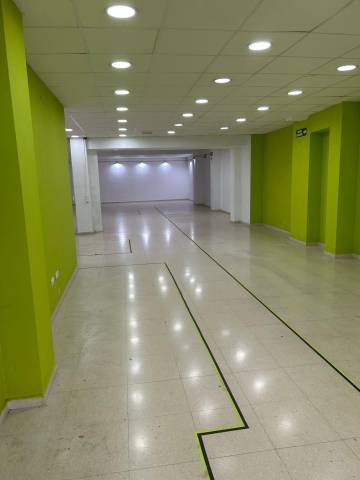 Local comercial en Venta en Barri del Centre