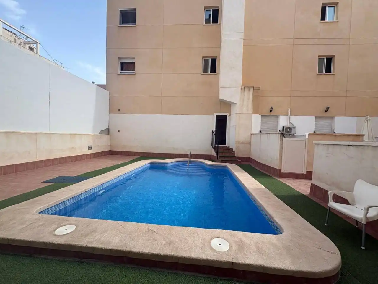 Piscina de Piso en venta en Elche / Elx con Aire acondicionado, Calefacción y Trastero