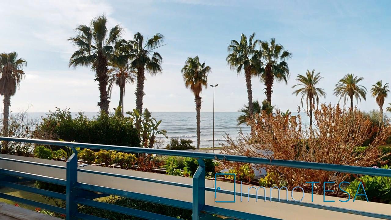 Exterior view of Flat for sale in Sitges  with Heating, Terrace and Storage room