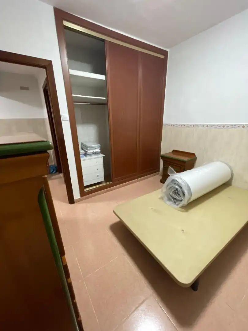 Schlafzimmer von Wohnung zur Miete in Melilla mit Möbliert