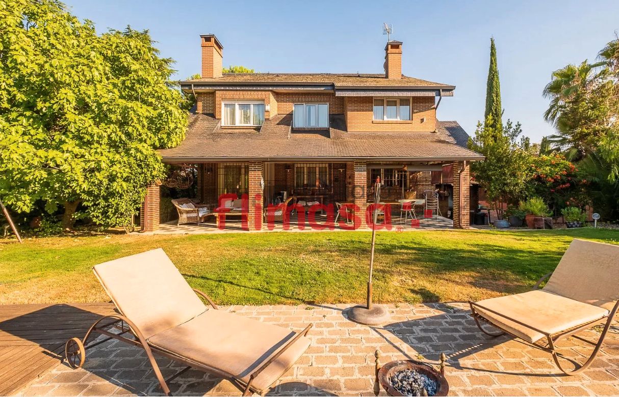 Jardín de Casa o chalet en venta en Villaviciosa de Odón con Aire acondicionado, Calefacción y Jardín privado