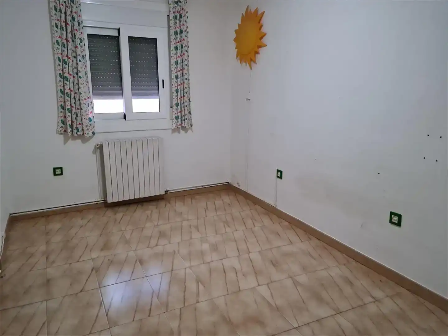 Dormitori de Pis en venda en Belver de Cinca amb Aire condicionat, Traster i Moblat