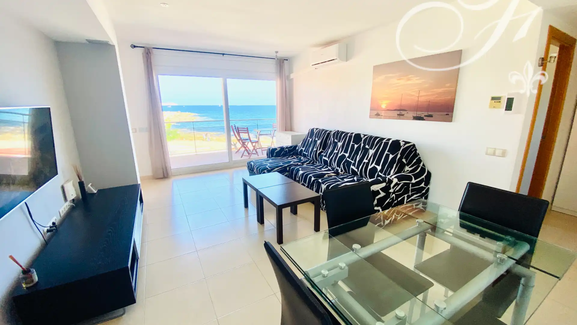 Living room of Flat for sale in Sant Josep de sa Talaia  with Air Conditioner, Terrace and Community pool