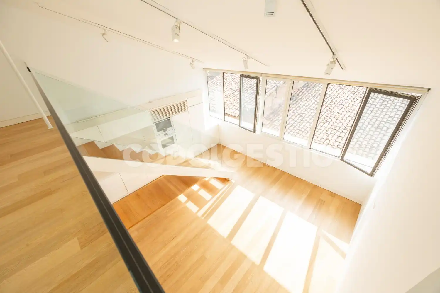 Flat for sale in Vic