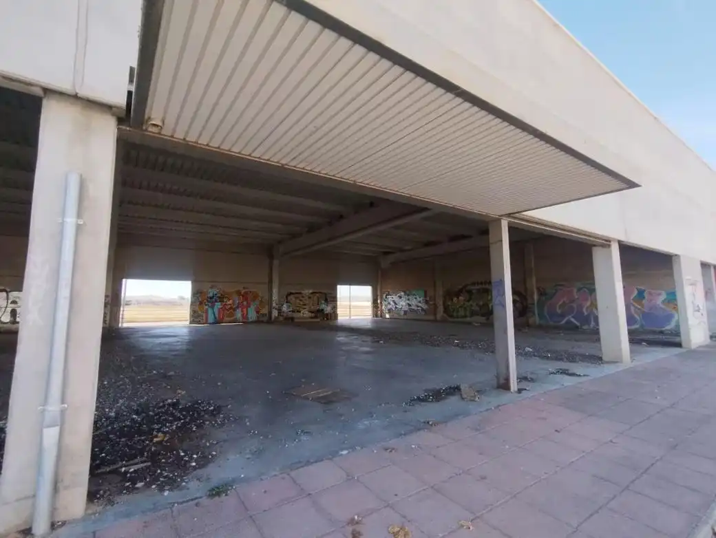 Business premises for sale in Valdepeñas, imagen 12