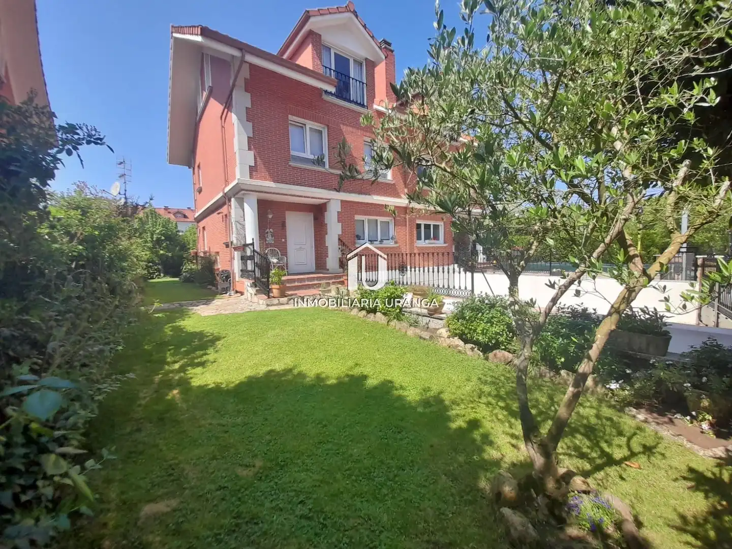 Vista exterior de Casa o chalet en venta en Guriezo con Calefacción, Terraza y Trastero