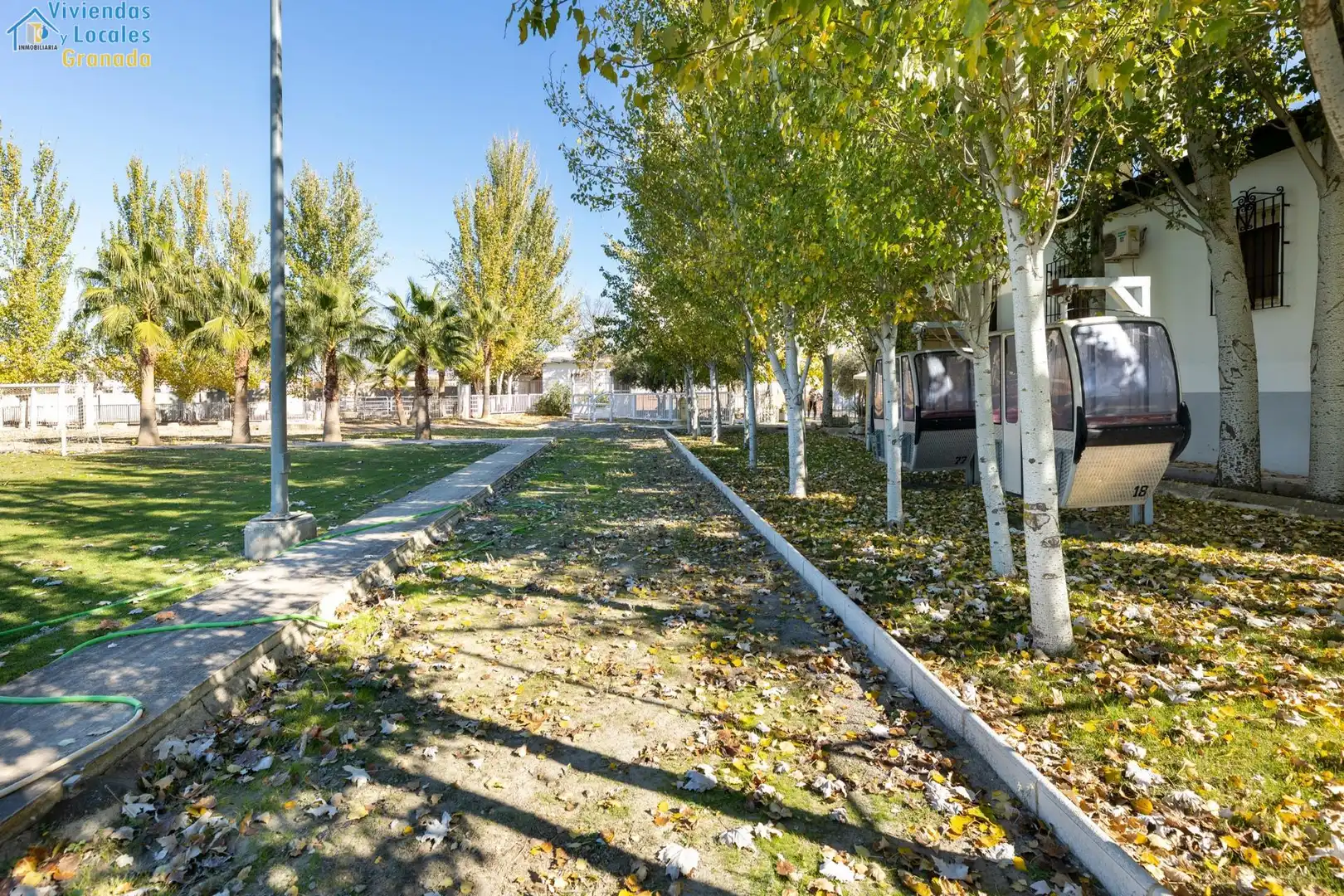Vista exterior de Casa o chalet en venta en Granada con Aire acondicionado, Jardín privado y Trastero