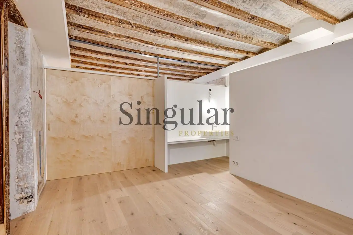 Schlafzimmer von Maisonette zum Verkauf in Barcelona mit Heizung, Terrasse und Abstellraum
