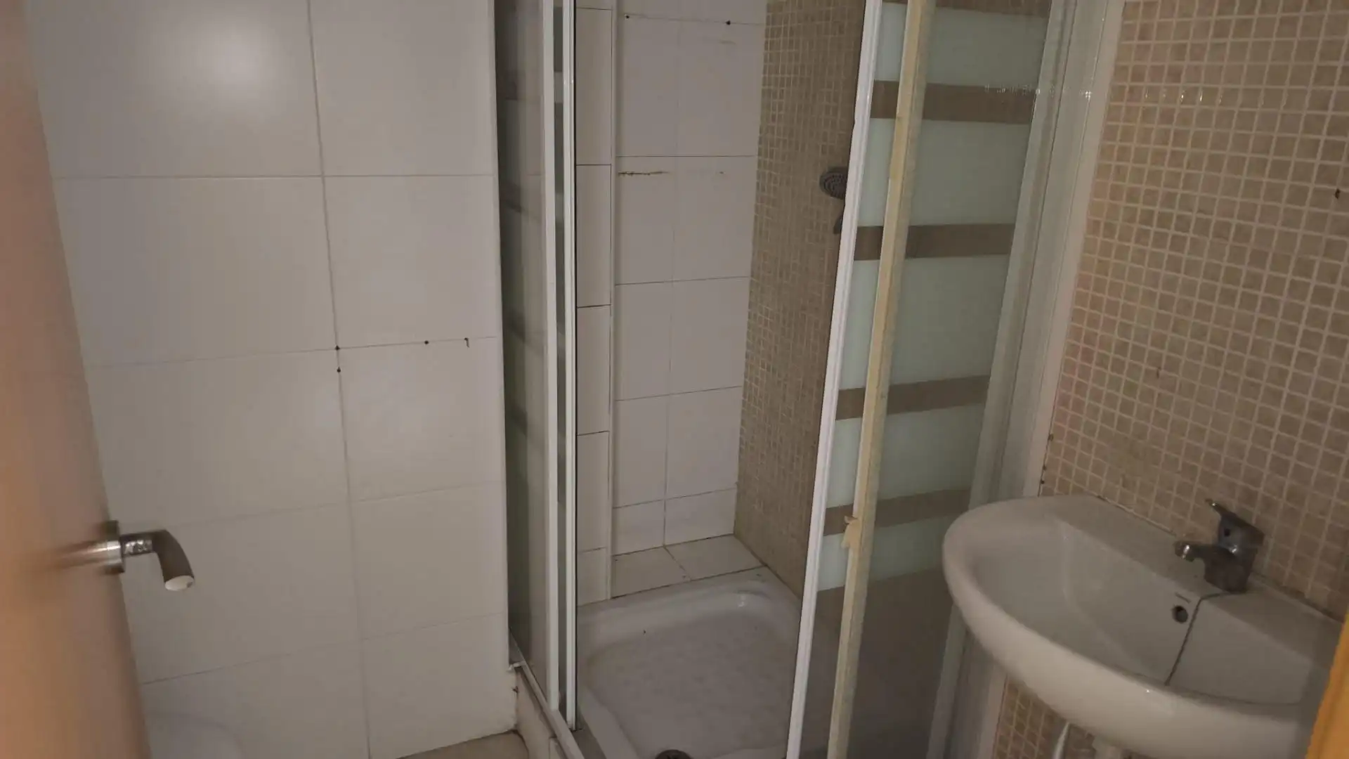 Baño de Piso en venta en Benicarló con Aire acondicionado, Terraza y Balcón