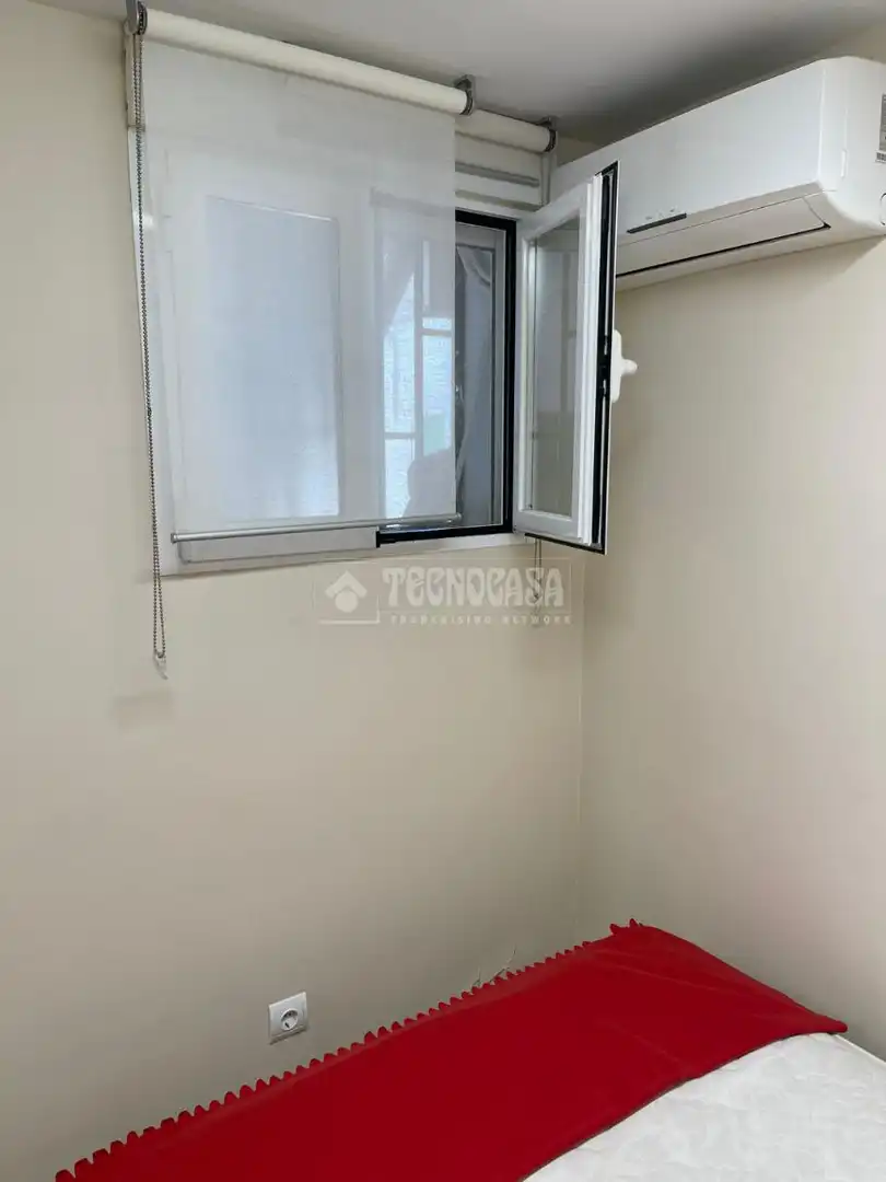 Habitación de Piso en venta en Madrid con Aire acondicionado y Calefacción