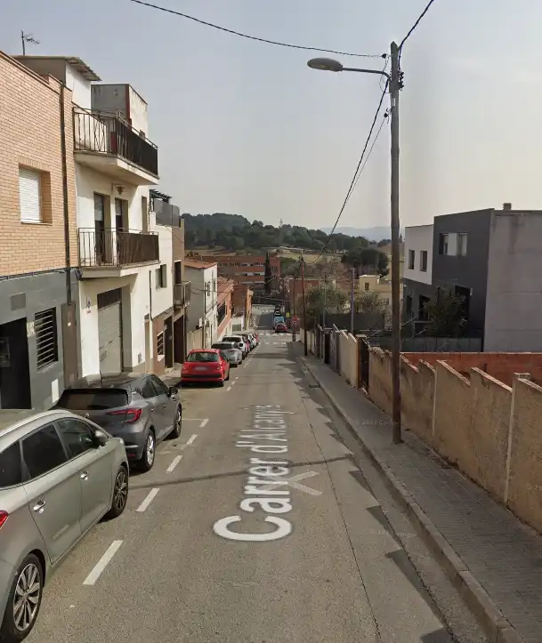 Casa en venda a Carrer d'Alcanyís